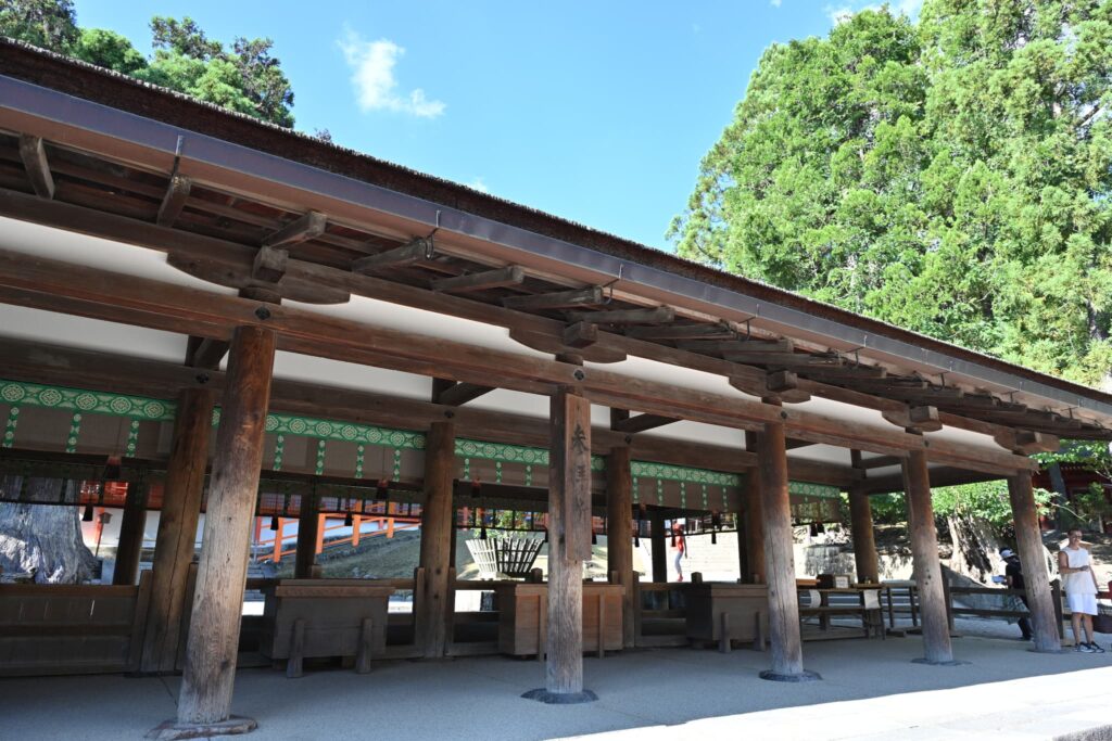 七五三(753)奈良市_フォトスタジオワタナベ(渡辺写真館)_春日大社_幣殿・舞殿